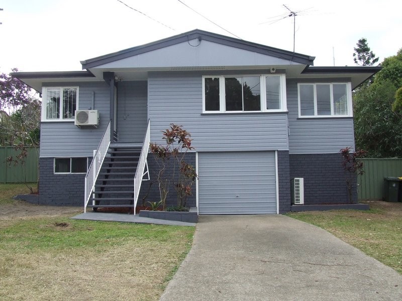 16 Deerdale Street, Stafford Heights QLD 4053