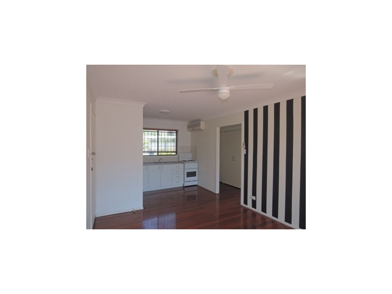 2/39 Collins Street, Clayfield QLD 4011