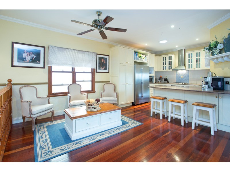 38 Evelyn Street, Grange QLD 4051