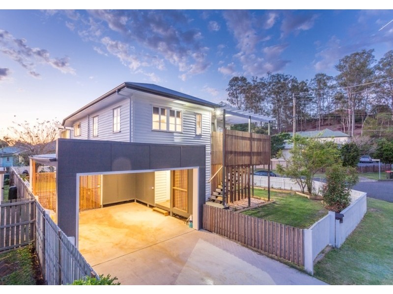 16 Willowie Street, Stafford QLD 4053