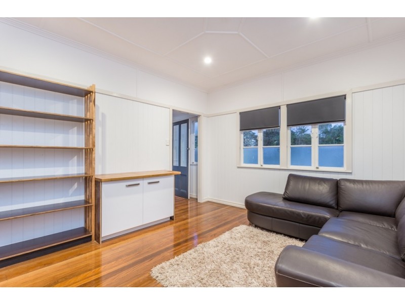 16 Willowie Street, Stafford QLD 4053