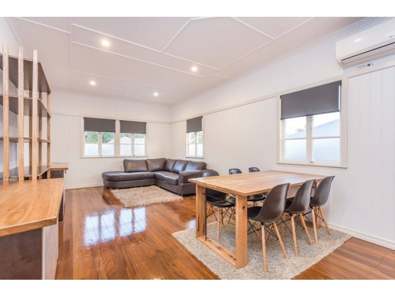 16 Willowie Street, Stafford QLD 4053