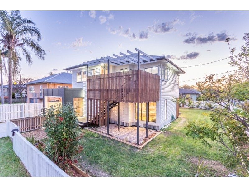 16 Willowie Street, Stafford QLD 4053