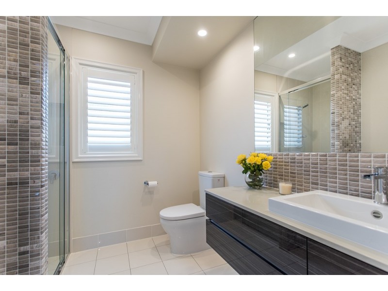 48 Aveling Street, Wavell Heights QLD 4012