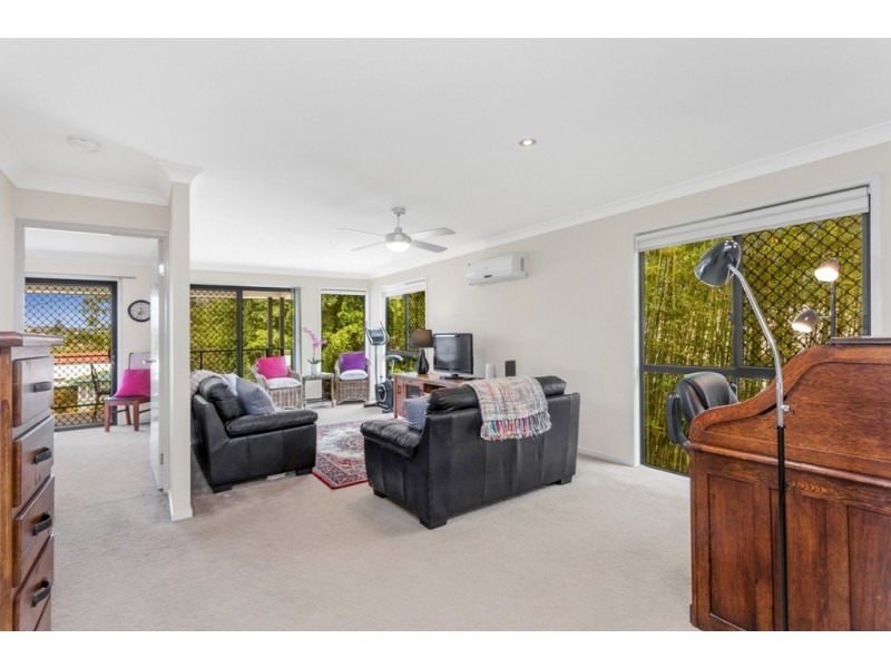 6 Watcombe Street, Wavell Heights QLD 4012