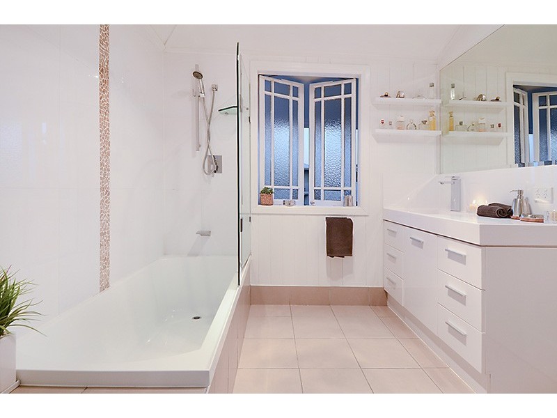 23 Ure Street, Hendra QLD 4011