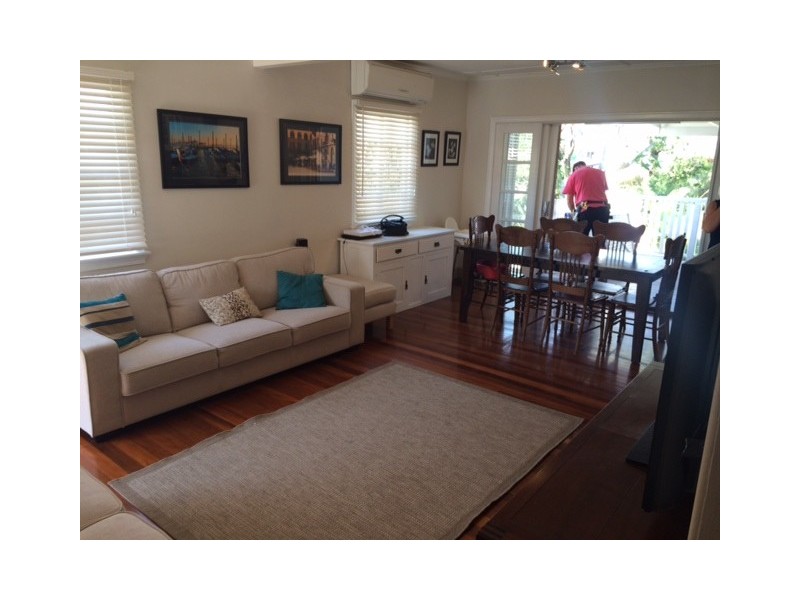 12 Vale Street, Wavell Heights QLD 4012