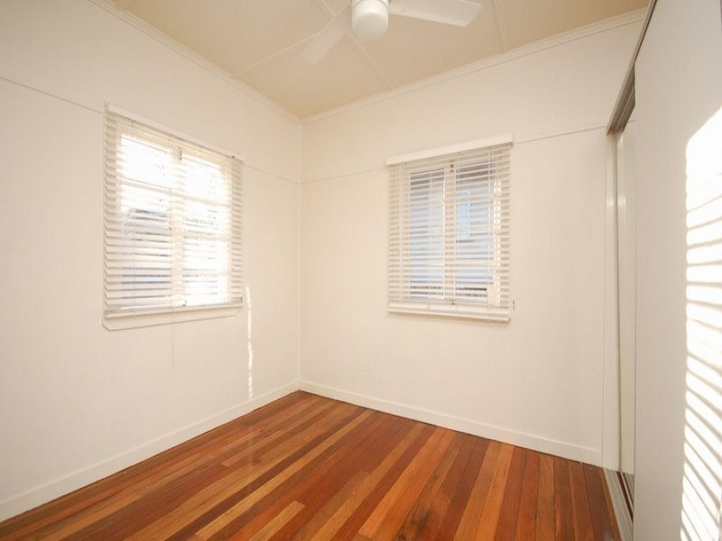 16 Ferricks Street, Stafford QLD 4053