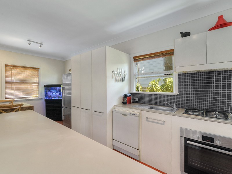 23 Mornington Street, Red Hill QLD 4059