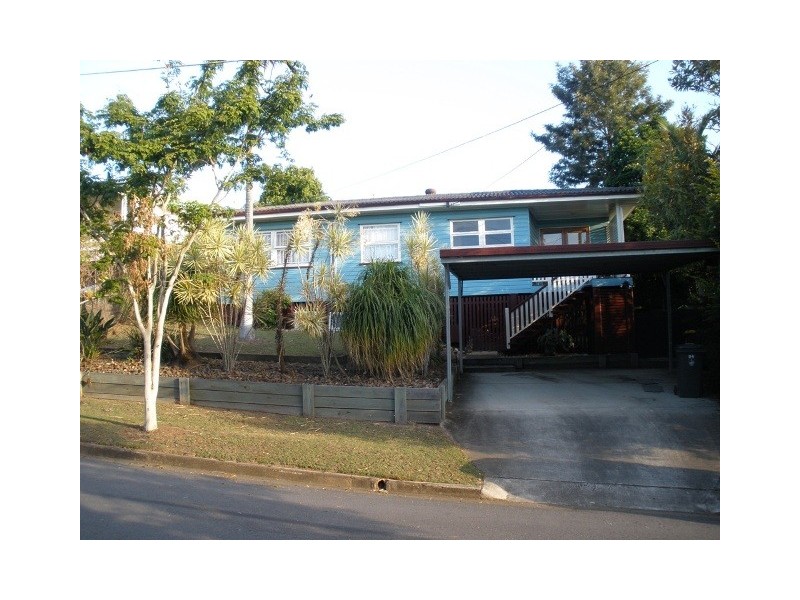 54 Blenheim St, Chermside West QLD 4032