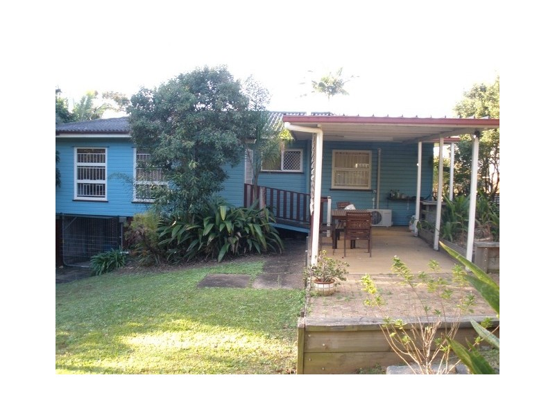 54 Blenheim St, Chermside West QLD 4032