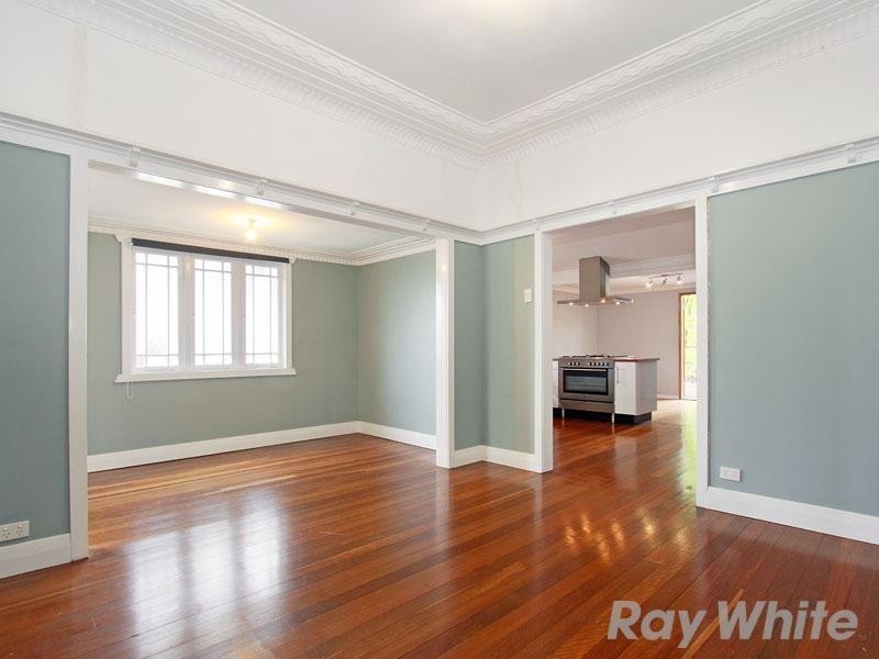 7 Lambert Street, Gordon Park QLD 4031