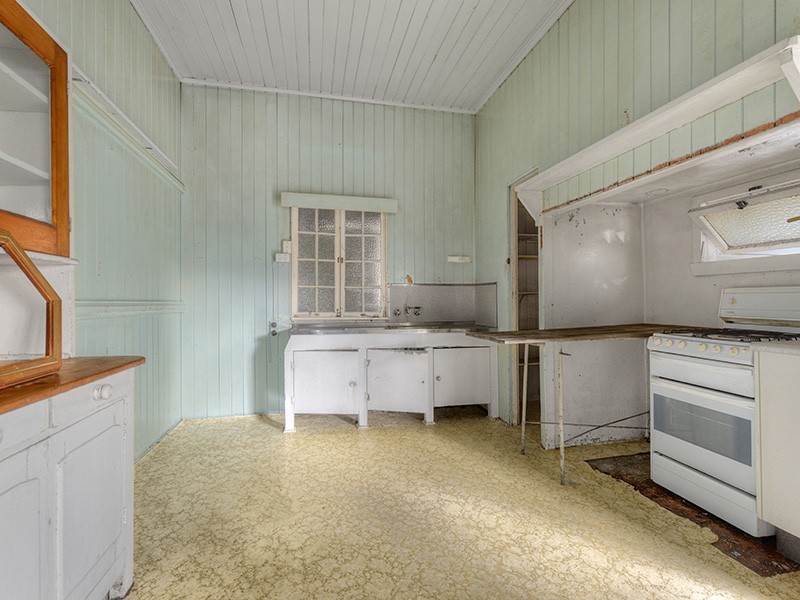 81 Watson Street, Newmarket QLD 4051