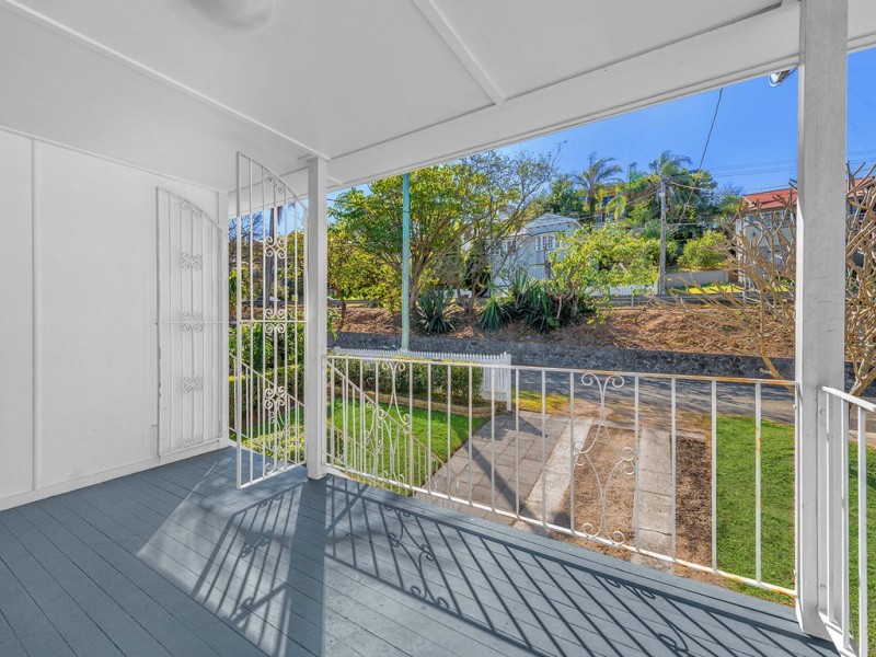 49 Rennie Street, Indooroopilly QLD 4068