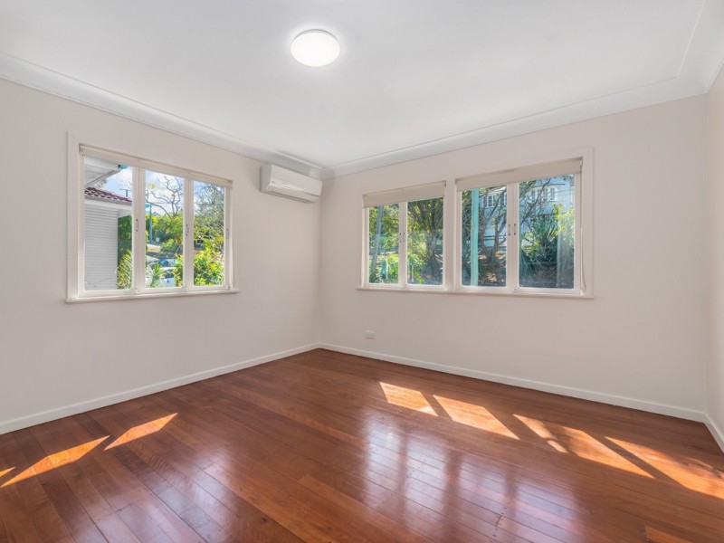 49 Rennie Street, Indooroopilly QLD 4068