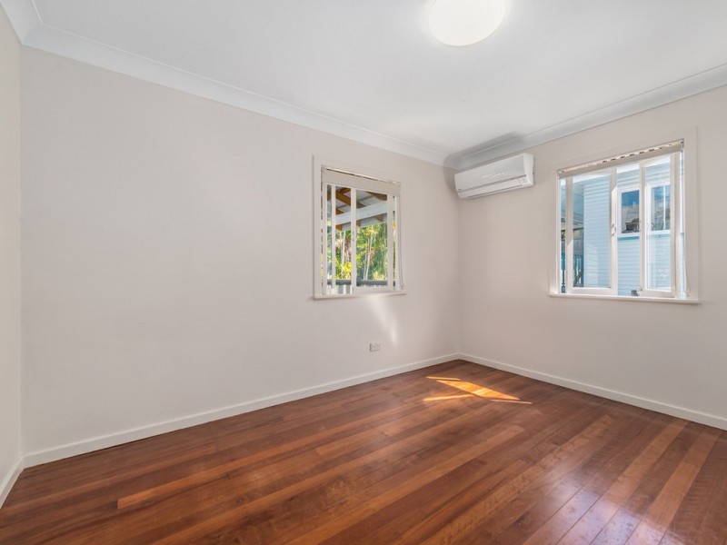 49 Rennie Street, Indooroopilly QLD 4068