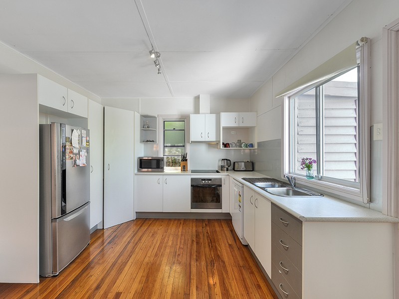 31 Webb Street, Stafford QLD 4053