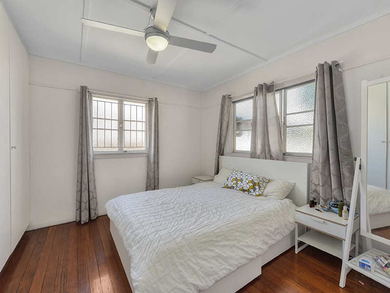 31 Webb Street, Stafford QLD 4053