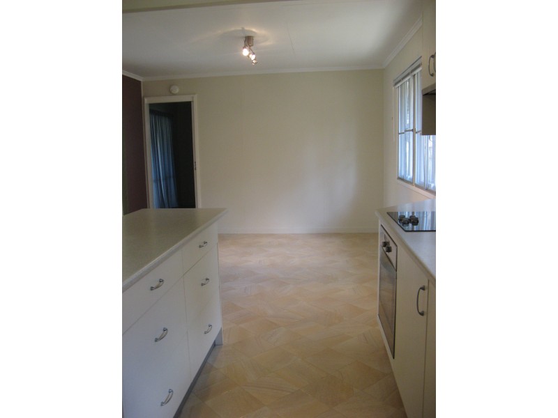 7 Kendale Street, Stafford Heights QLD 4053