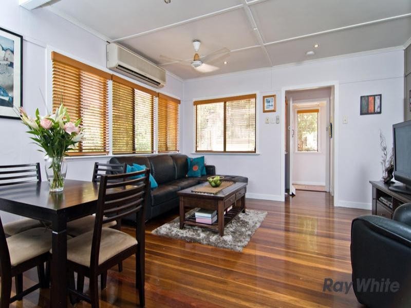 101 Armfield Street, Stafford QLD 4053