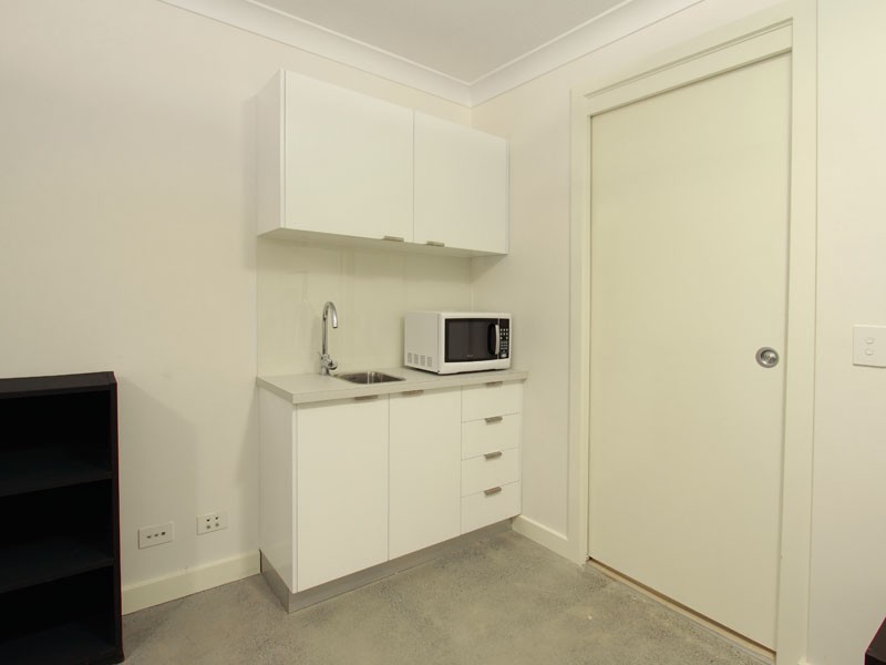 Flat 1/31 Crown Street, Bardon QLD 4065