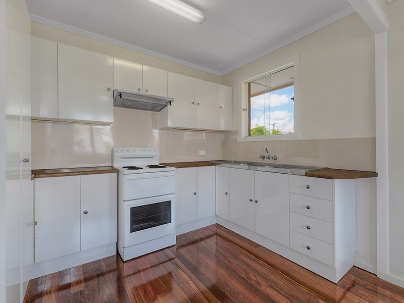 2 Ilford Street, Gordon Park QLD 4031