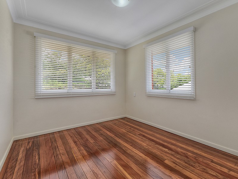 2 Ilford Street, Gordon Park QLD 4031