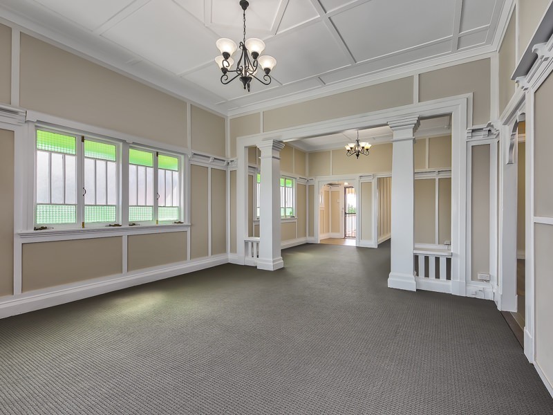 90 Lansdowne Street, Newmarket QLD 4051