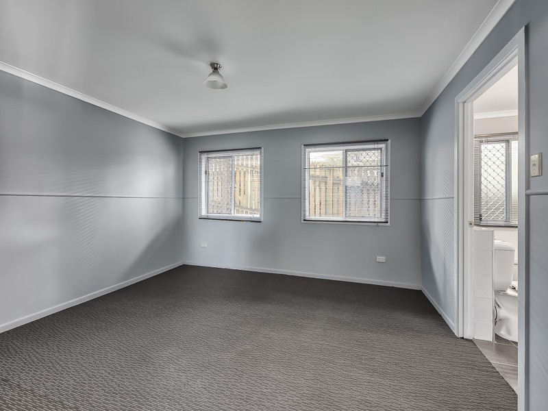 90 Lansdowne Street, Newmarket QLD 4051