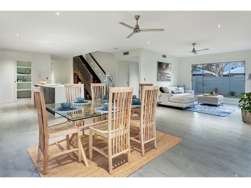 45 Webster Avenue, Hendra QLD 4011