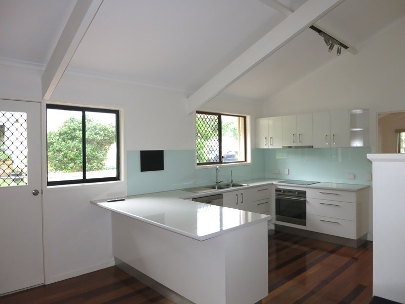 98 Byth Street, Stafford QLD 4053