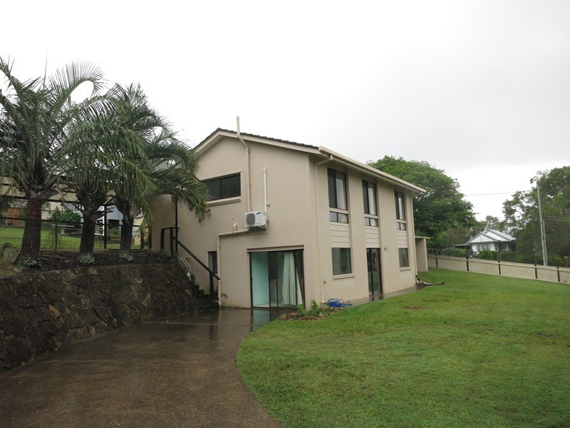 98 Byth Street, Stafford QLD 4053