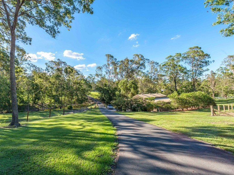 4 Danmarann Court, Highvale QLD 4520
