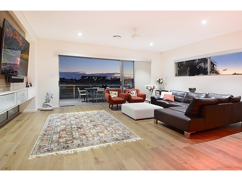 59 Raceview Avenue, Hendra QLD 4011