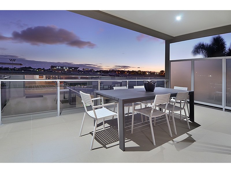 59 Raceview Avenue, Hendra QLD 4011