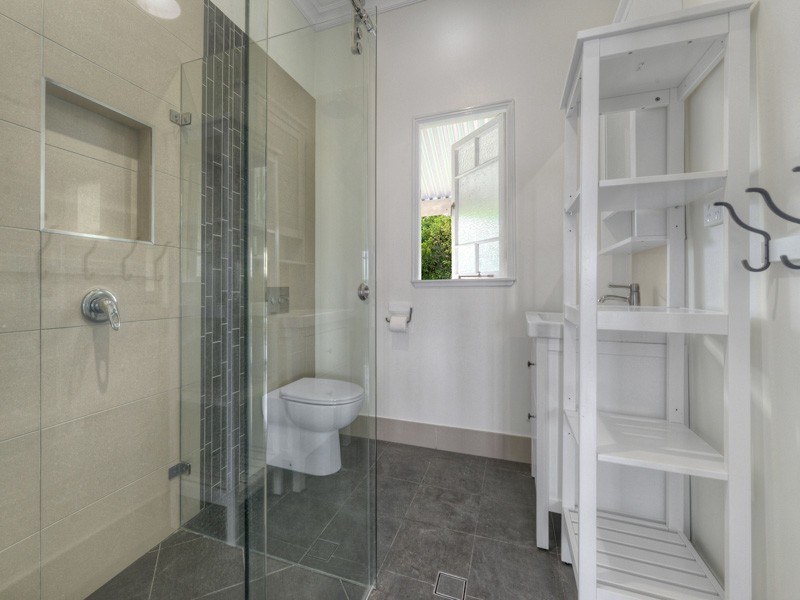 7 Mina Parade, Newmarket QLD 4051