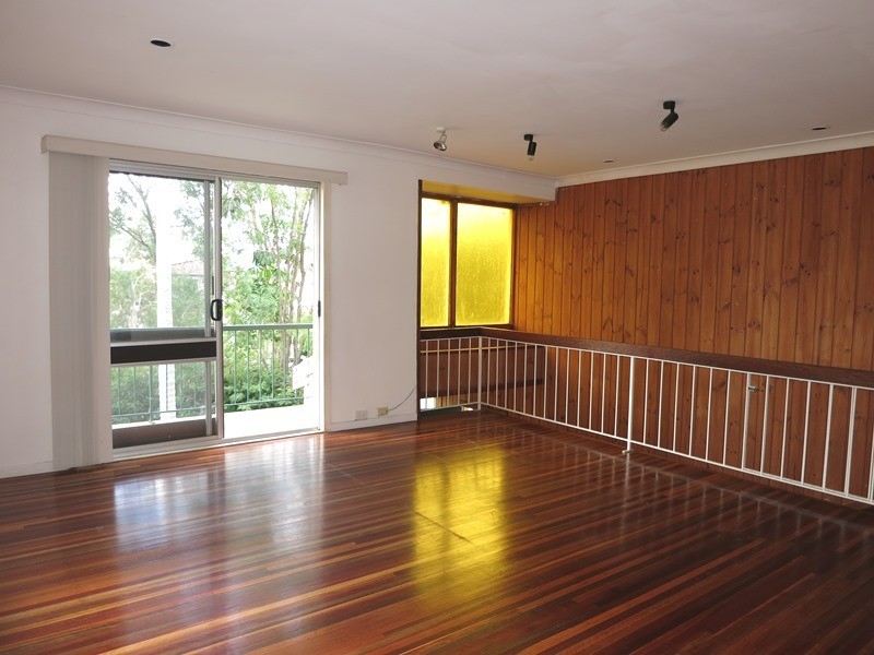 4 Baronia Court, Everton Hills QLD 4053