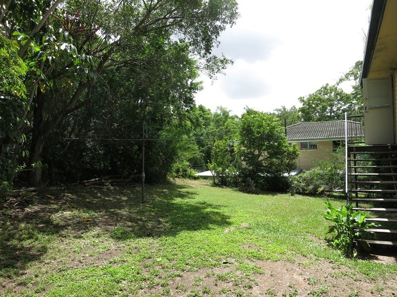 4 Baronia Court, Everton Hills QLD 4053