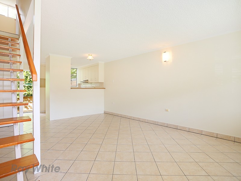 2/24 Gail Street, Kedron QLD 4031