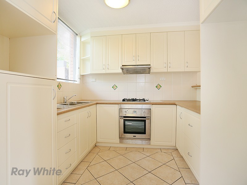 2/24 Gail Street, Kedron QLD 4031