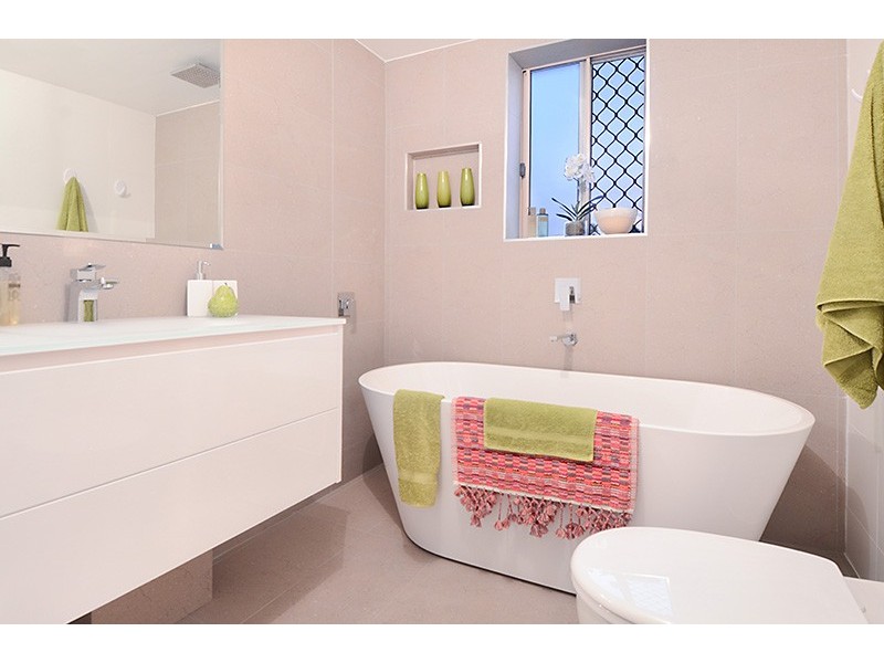 2/10 Norman Street, Ascot QLD 4007