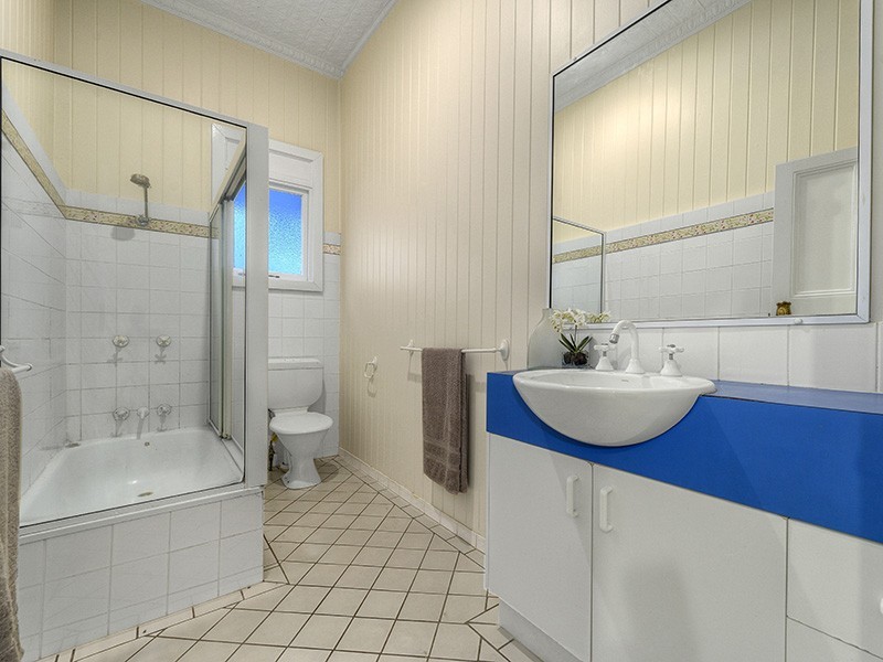 15 Fifth Avenue, Wilston QLD 4051