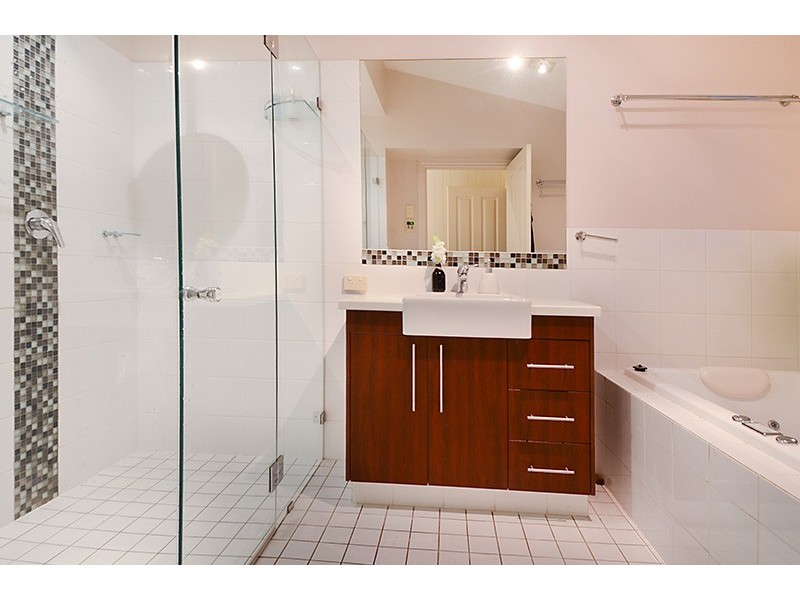 103 Jenner Street, Nundah QLD 4012