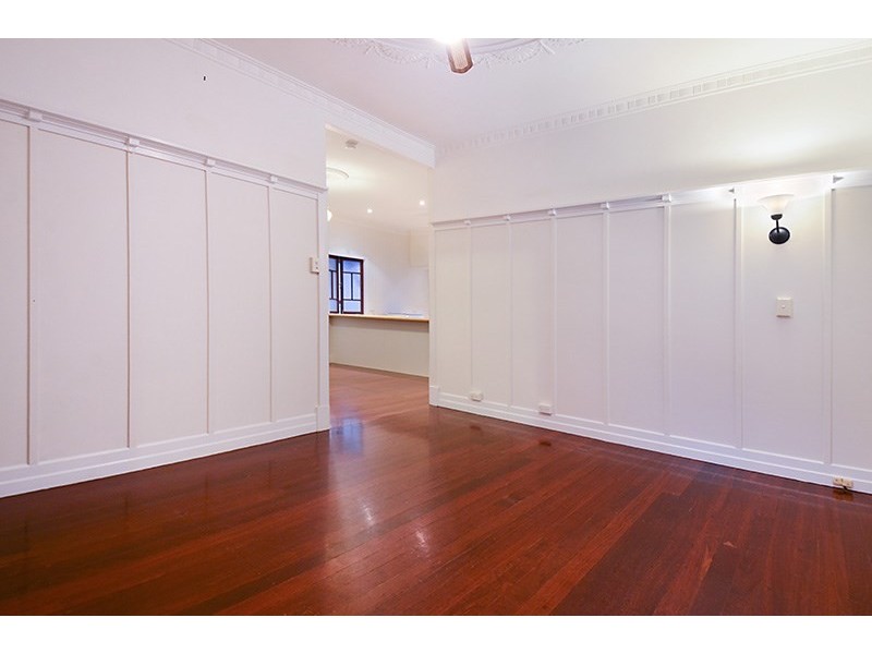 29 Tenth Avenue, Windsor QLD 4030