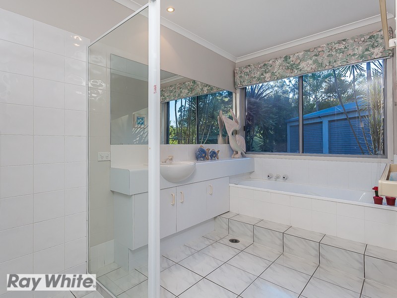 3 Greer Court, Bunya QLD 4055