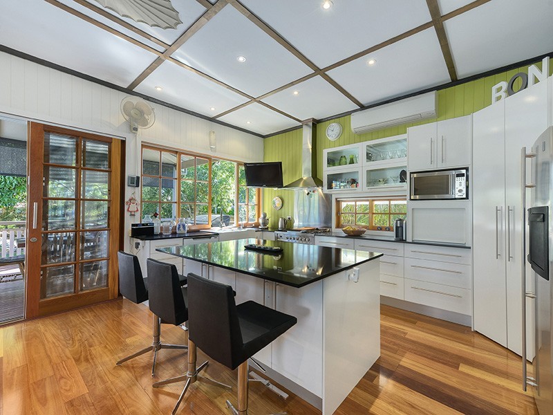 64 Lanham Avenue, Grange QLD 4051