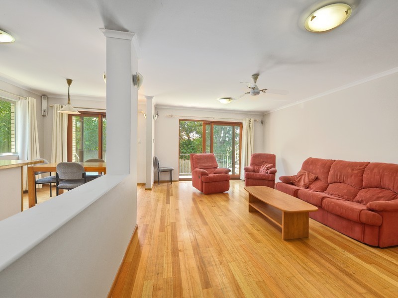 15 Crawford Avenue, Stafford QLD 4053