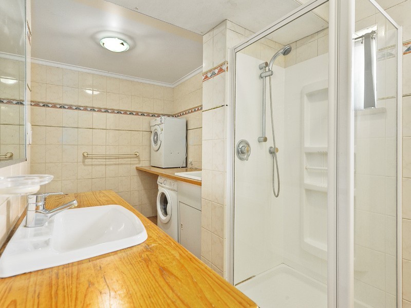 15 Crawford Avenue, Stafford QLD 4053