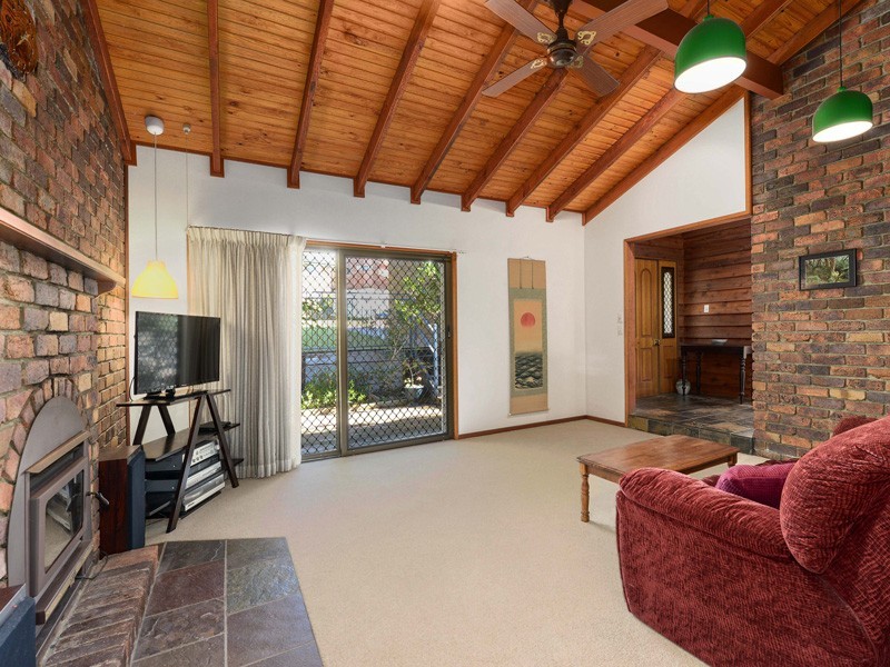 67 Corrofin Street, Ferny Grove QLD 4055