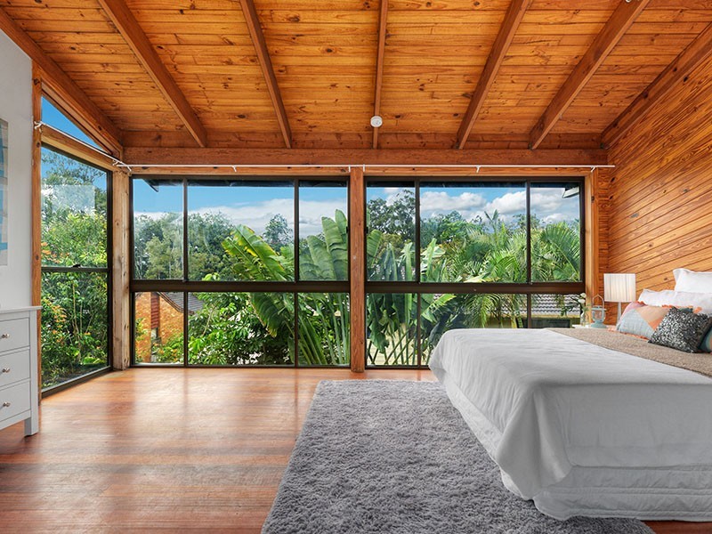 25 The Drive, Bardon QLD 4065